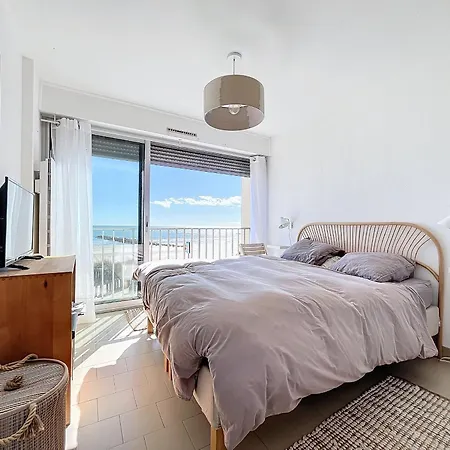 T3 En Duplex Avec Terrasse, Face à La Plage, Climatisé, Wifi, Parking Privé - Fr-1-715-96 Appartement *