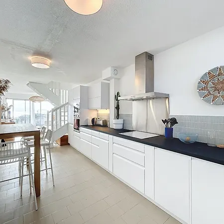 T3 En Duplex Avec Terrasse, Face à La Plage, Climatisé, Wifi, Parking Privé - Fr-1-715-96 * Mauguio